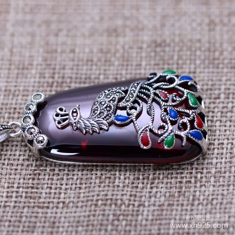 2596223144_1477970965