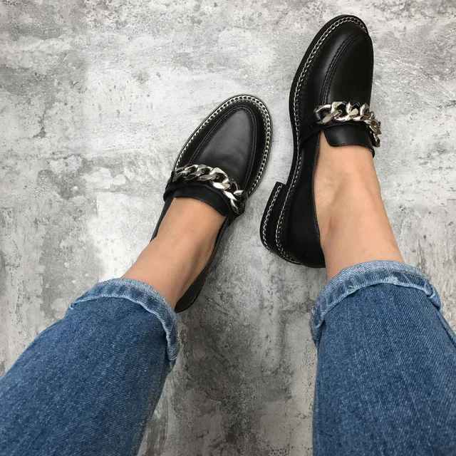 2018-Black-Genuine-leather-Silver-Metal-Chains-Flat-Shoes-Women-Square-low-heel-Round-toe-Slip.jpg_640x640 (1)