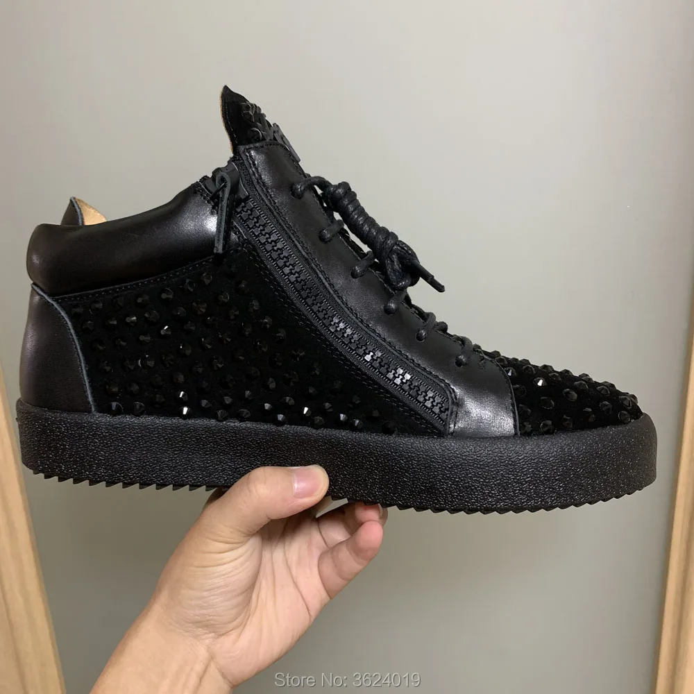 

High Top luxury cland gz Black Rhinestone Lace up Men Flat Rivets Sport Shoes Red bottom Sneakers leather casual footwear