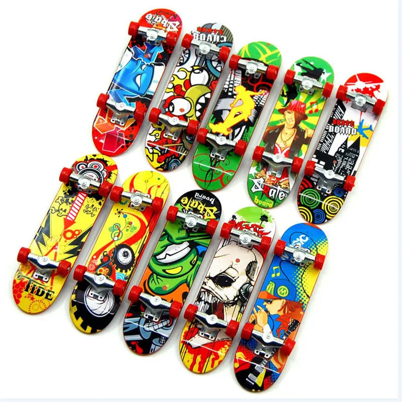 5pcs high quality cute party children`s mini finger board fingerboard alloy skateboard boarding toy gift 3