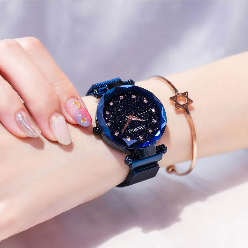 

2019 Rose Gold Bracelet Magnetic Women Watches Creative Star Sky Casual Quartz Lady Watch Crystal Female Clock relogio feminino