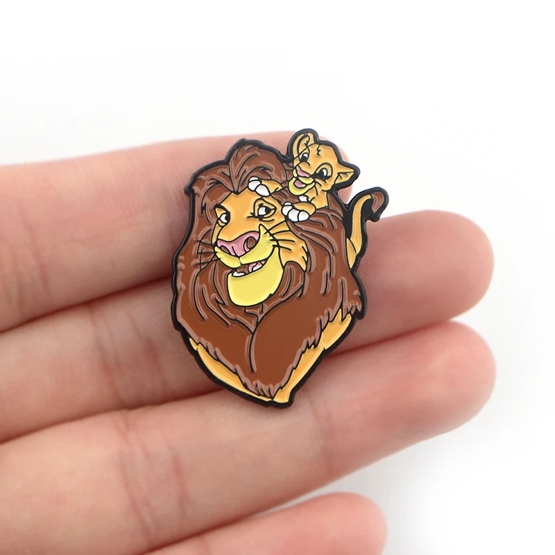 K236 The Lion King Cartoon Pins Metal Enamel Pins and Brooches for Women Men Lapel Pin Backpack Badge Brooch Collar Jewelry
