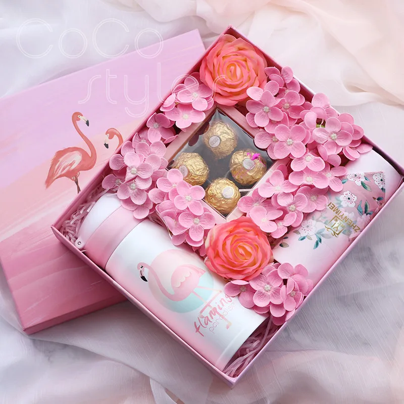 pink gift box with Thermos  (10)