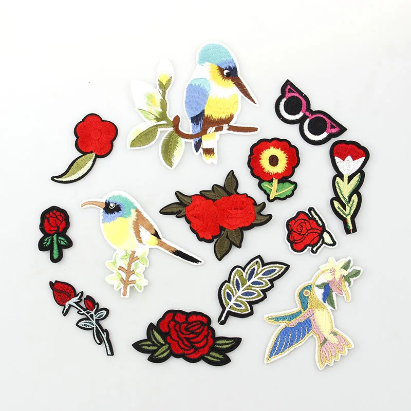 

1PCS Small Flowers ,Birds For Clothing Iron On Embroidered Sew Applique Cute Patch Fabric Badge Garment DIY Apparel Accessories