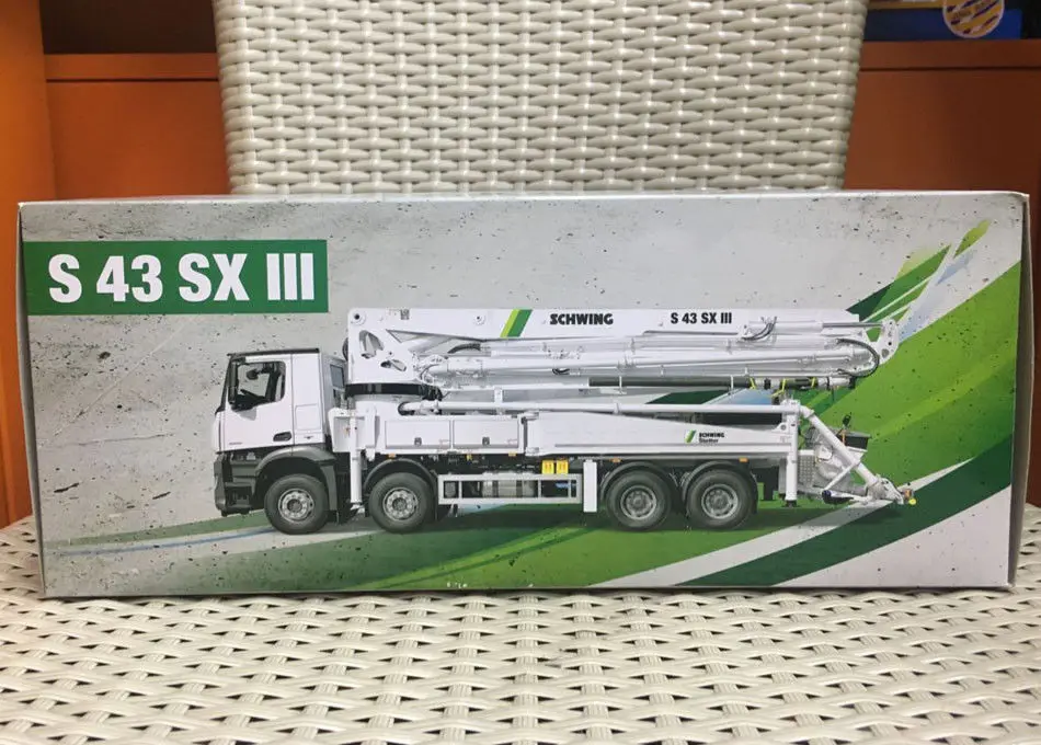 NZG 951 1/50 Schwing S 43 SX III Mercedes-Benz Arocs 8x4 грузовик навесной бетон