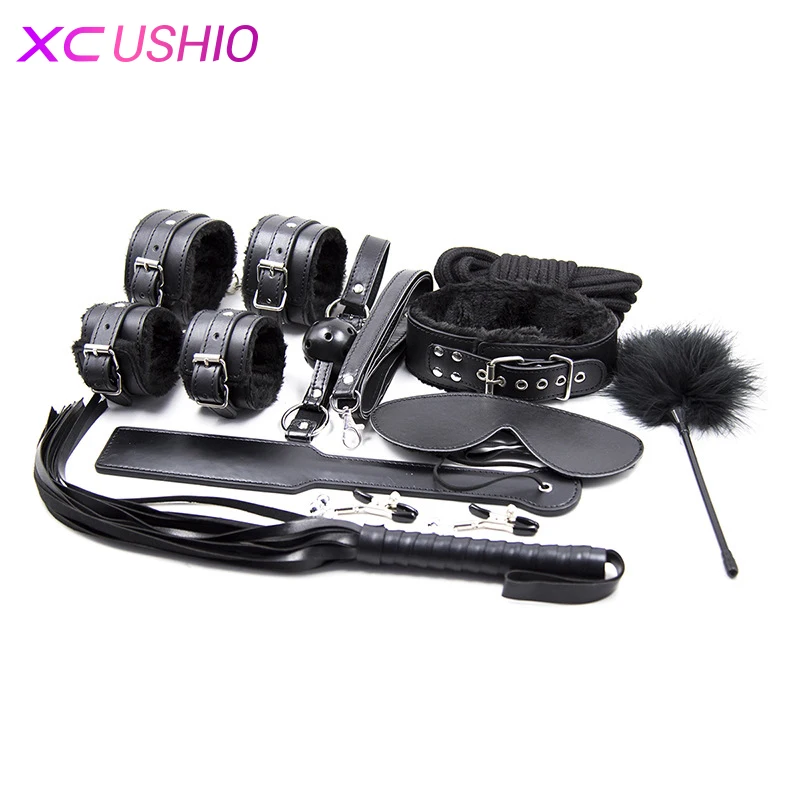 Goede 10 stks set Sex Bondage Terughoudendheid SM Kit Handboeien Kraag Gag Masker Paddle Zweep Touw Veer Volwassen Spelletjes Speeltjes voor koppels
