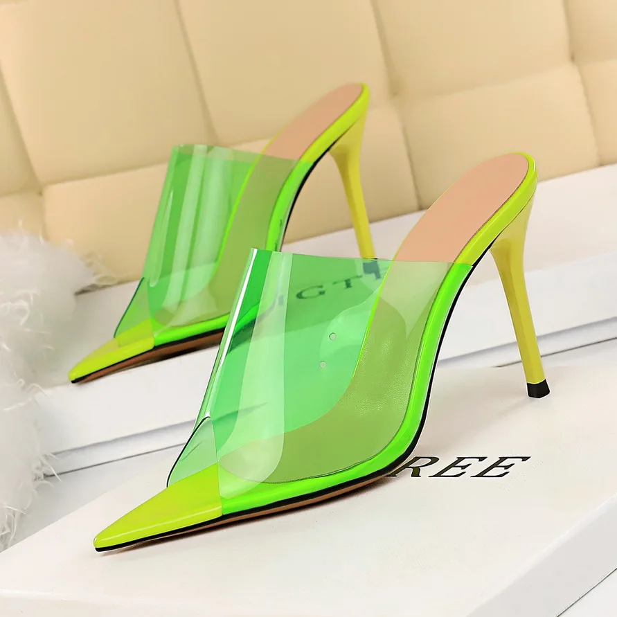 

2019 Summer Designer Women Transparent PVC Pink Green Neon Slippers Sexy Lady Thin High Heel Slides Crystal Slippers Party Shoes
