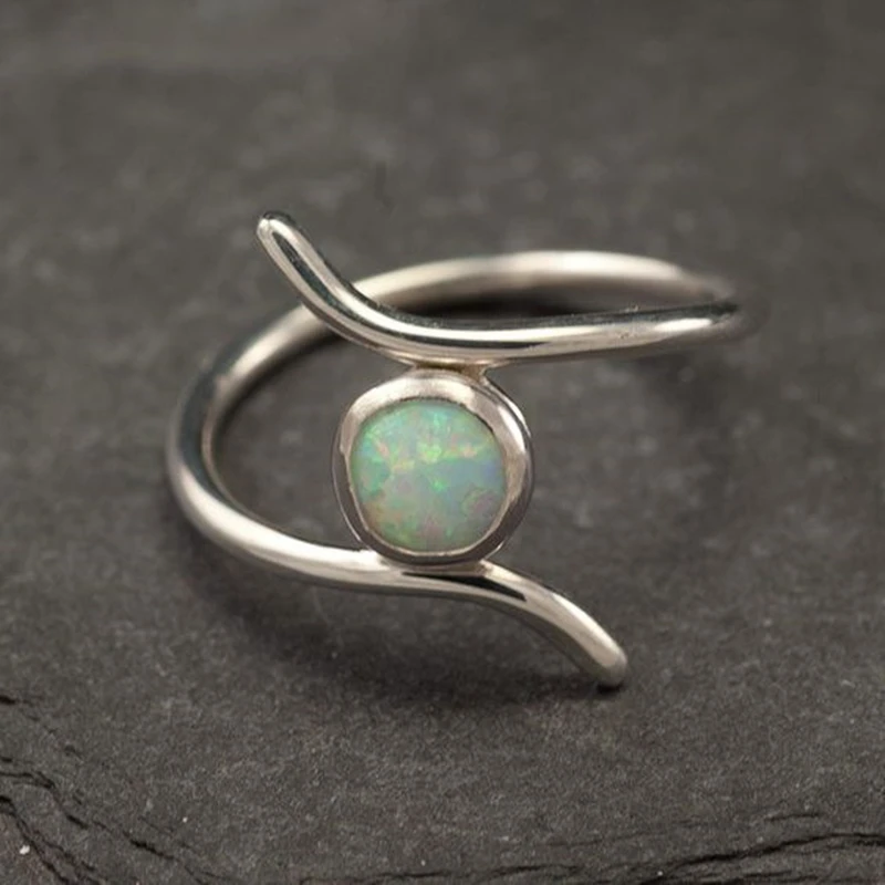 White Fire Opal Wedding Ring Claw Couple Ring Silver Color Rings for Women Fashion Jewelry Bague Femme Anillos Mujer