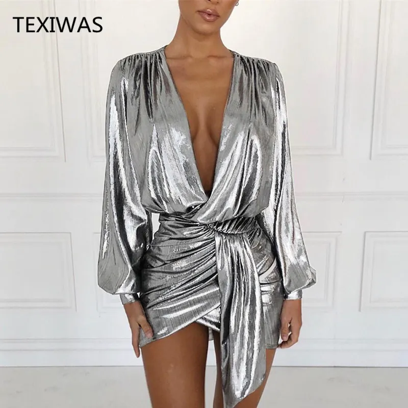 

TEXIWAS Irregular gilded sexy party dress 2019 patchwork ruffle Pleat zip Bodycon dress Women Bat Sleeve Tight Nightclub Dress
