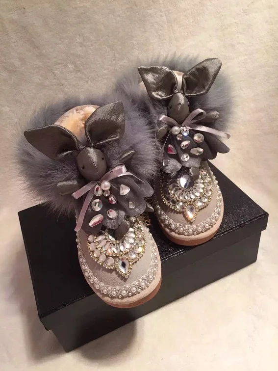 

2018 Winter new style delicate hand-made wool snow boots shiny crystal beads rabbit butterfly-knot women half boots warm shoes