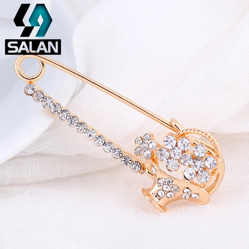 

Korean version of the popular fashion brooch full diamond flower basket alloy big needle girls clothing buckle needle