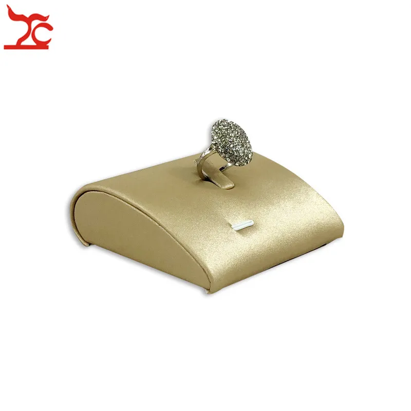 Curve Base Gold PU Ring Jewelry Display Stand Resin Single Organizer Exhibition Holder 8*8*2.5cm | Украшения и аксессуары