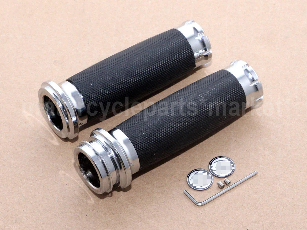 

Chrome/Black 1" 25mm CNC Cut grip street glide cnc Handlebar Grips For Harley Electronic throttle grips 08-13