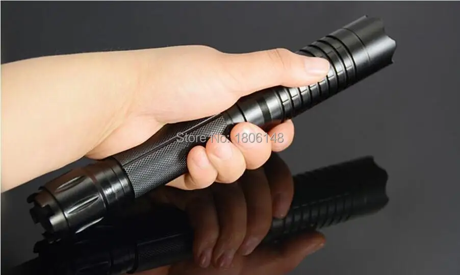 450nm de Alta Cigarros + 5 Potência Ponteiro Laser Azul Lanterna Queima Jogo - Papel Madeira Seca Vela Preto Queimar Caps 5000000 m 500 w 8 High Quality Esporte e Lazer
