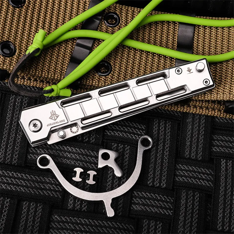 2018 New Hot Sale Outdoor Folding Knife Self-defense Wilderness Survival Camping 7CR17Mov Steel Fruit Hunting Knives EDC Tools