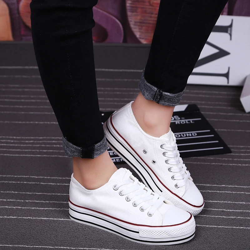 

S.Romance 2019 Women vulcanized sneakers breathable flat casual white shoes woman spring and autumn canvas shoes white red SF002
