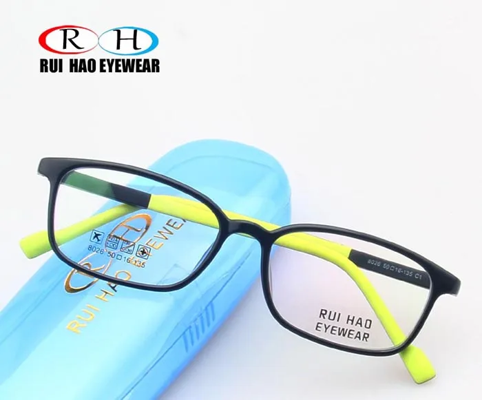 8026-green-700 (1)