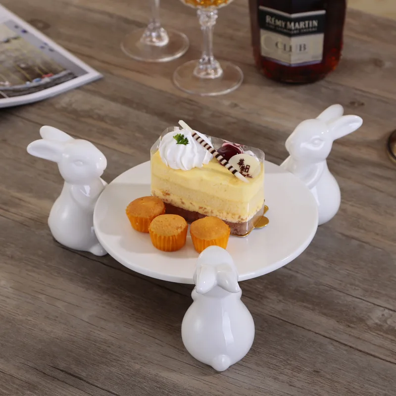 

3 Rabbits and Plate White Porcelain Cake Plate Ceramic Dishes Dessert Creative Kitchen Home Decorations Tea Pastry Tray Children