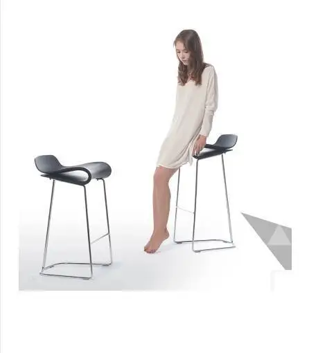 

Continental bar stool PP seat metal frame Nightclub popular metal bracket stool white black yellow color free shipping