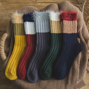 

Fashion New Spelling Color Feather Yarn Pile Heap Socks Woman Winter Warm Cotton Casual Funny Hip Hop Streetwear Socks