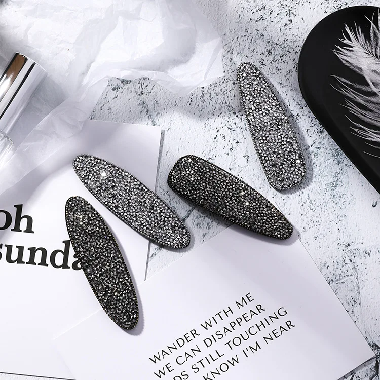 

Stylish geometric crystal hair clip personality liu hai clip simple BB clip shiny oval clip female
