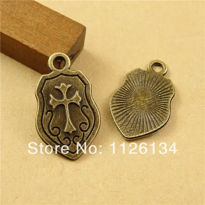 A2464 Wholesale Vintage Alloy Jewelry Findings Shield Craft Accessories