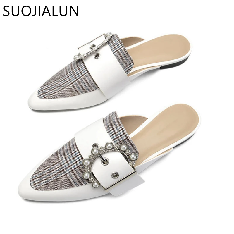 

SUOJIALUN Crystal Rhinestone Luxury Designer Mules Shoes Women's Slipper Pointed Toe Outdoor Slides Flat Slip On Flip Fl