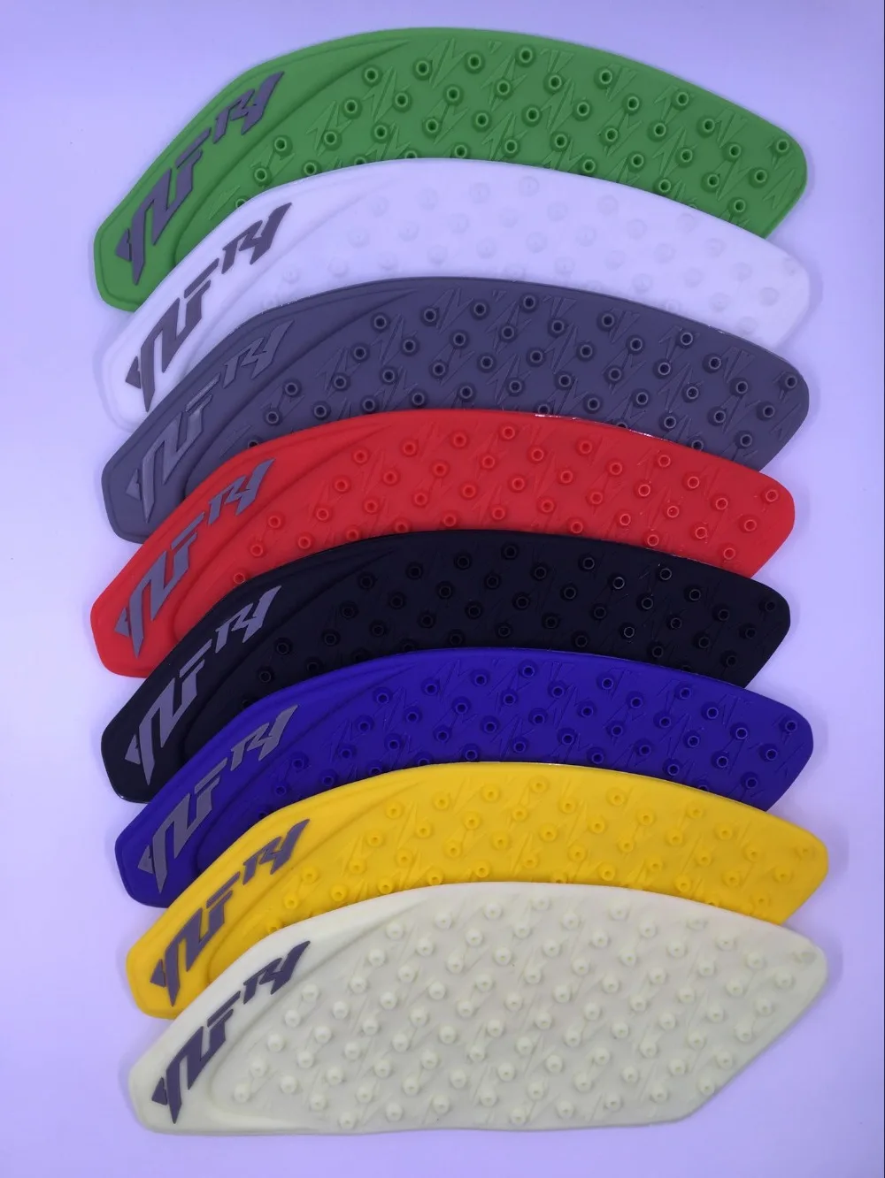 

3D rubber Tank Traction Pad Side Gas Knee Grip Protector Tank Sticker Cover For YAMAHA YZF R1 2009 2010 2011