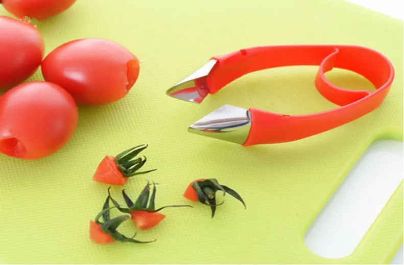 

1PC Strawberry Hullers Fruits Digging Tools Tomato Nuclear Corers Stalks Stem Remover Fruit Slicer Kitchen Tools OK 0481