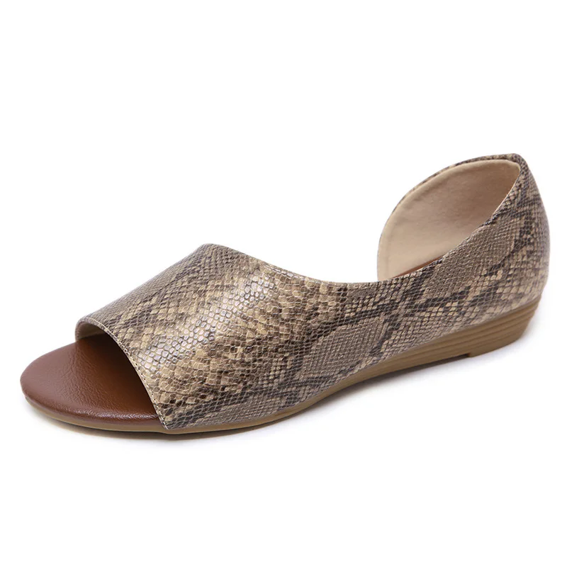 

Women Flats 2019 spring and autumn snakeskin sandals with round head women's sandals large size comfortable mother shoes