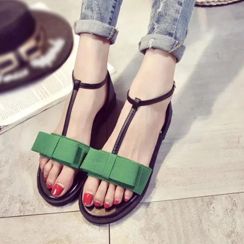 

Fashion Casual Sandals Women 2017 Summer Flat T-Strap Sandals Butterfly-knot Student style Beach shoes Black and Green colors