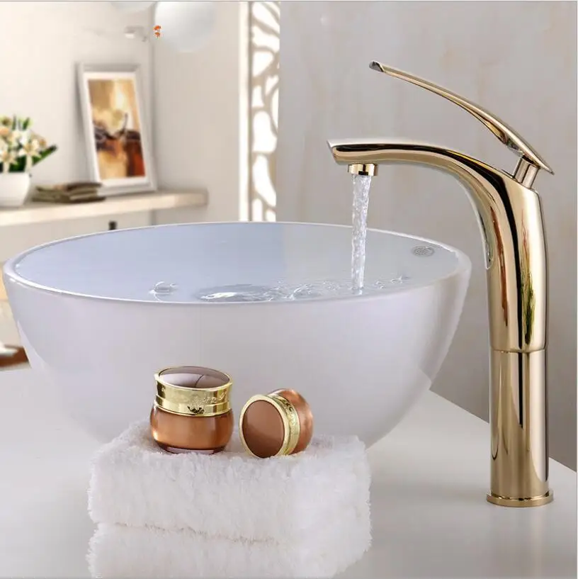 Whitecross смеситель золото. Кран лебедь латунь. Whitecross смеситель золото. Золотой кран для раковины. Смеситель для раковины золотой.