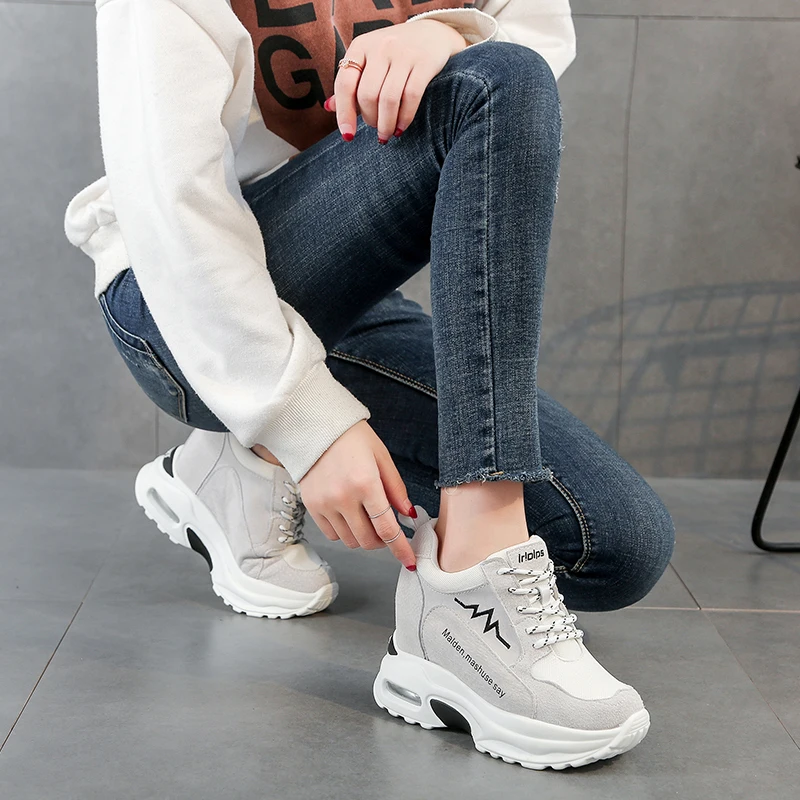

2018 New Spring Autumn Casual Shoes Women Sneakers Thick Heels High Platform Shoes Fashion Lace-Up Creepers Flats