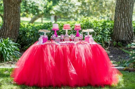 

Party table skirt tutu Table Skirt with100% Polyester tulle table cloth Solid 31.5 in Height Table cover for party
