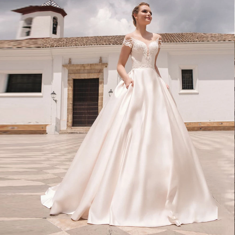 

Classic Scoop Short Sleeves Satin Wedding Dresses Customized Appliqued White/Ivory Ball Gown Bridal Dress Vestidos de Novia
