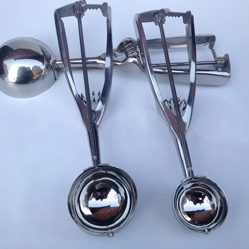 

Stainless steel spoon kitchen ice cream mashed potatoes watermelon jelly yogurt cookies spring handle scoop kitchen accessories
