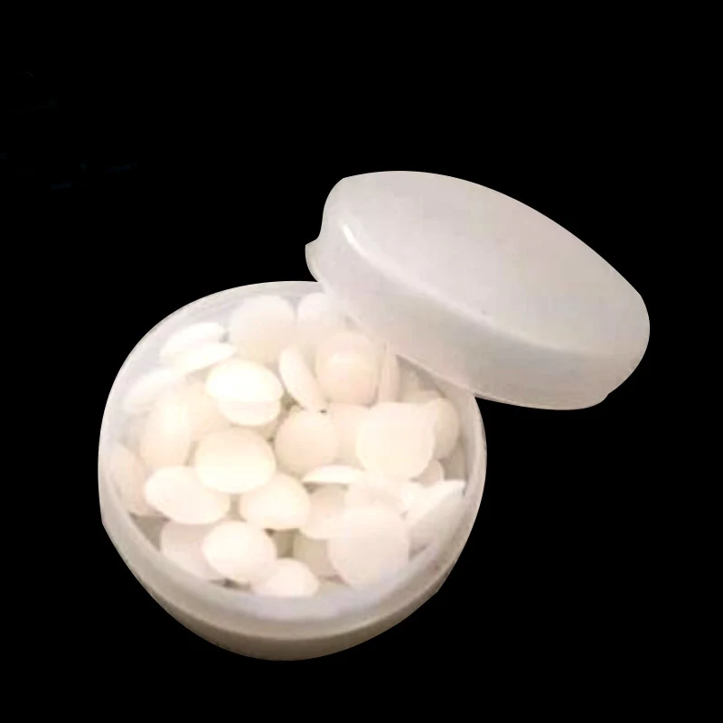 

Wax Magician Wax for Tarantula & Spider Pen & Thread Reels magic wax white magic props magic tricks
