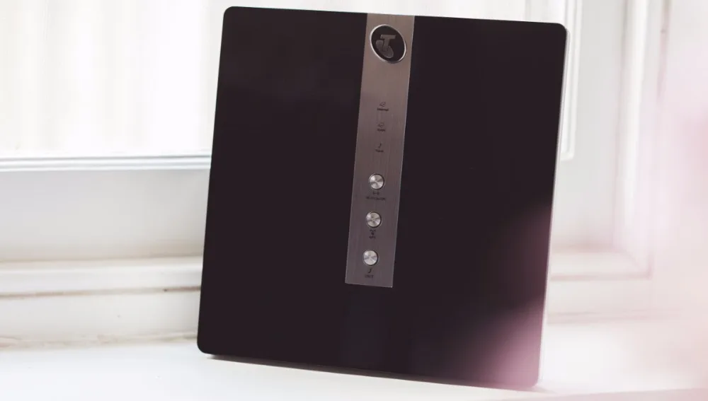 Telstra Gateway Pro v7610) New In Box NBN Routerin Network