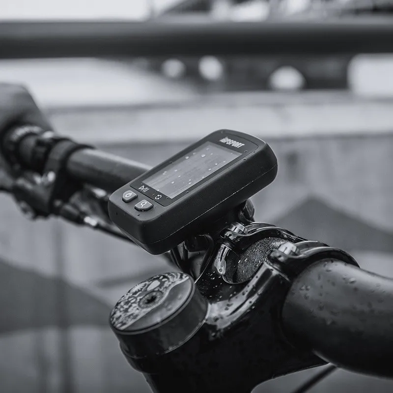 Classic-cycling-computer-iGS20E-gps-tracker-bike (3)