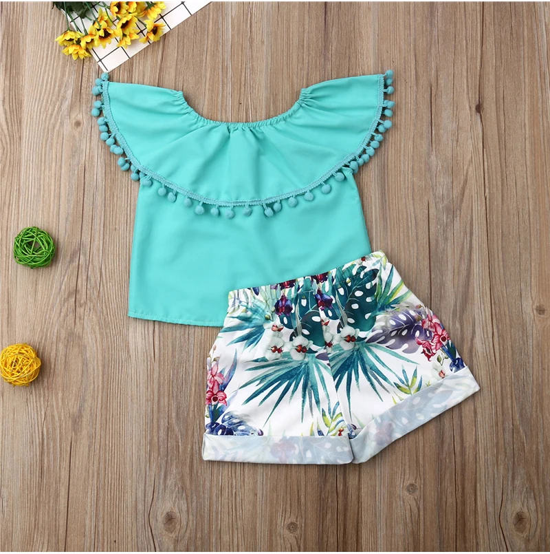 Комплект из двух предметов, одежда для маленьких девочек топы с открытыми плечами и кисточками+ шорты с цветочным принтом и бантом модная повседневная Летняя одежда