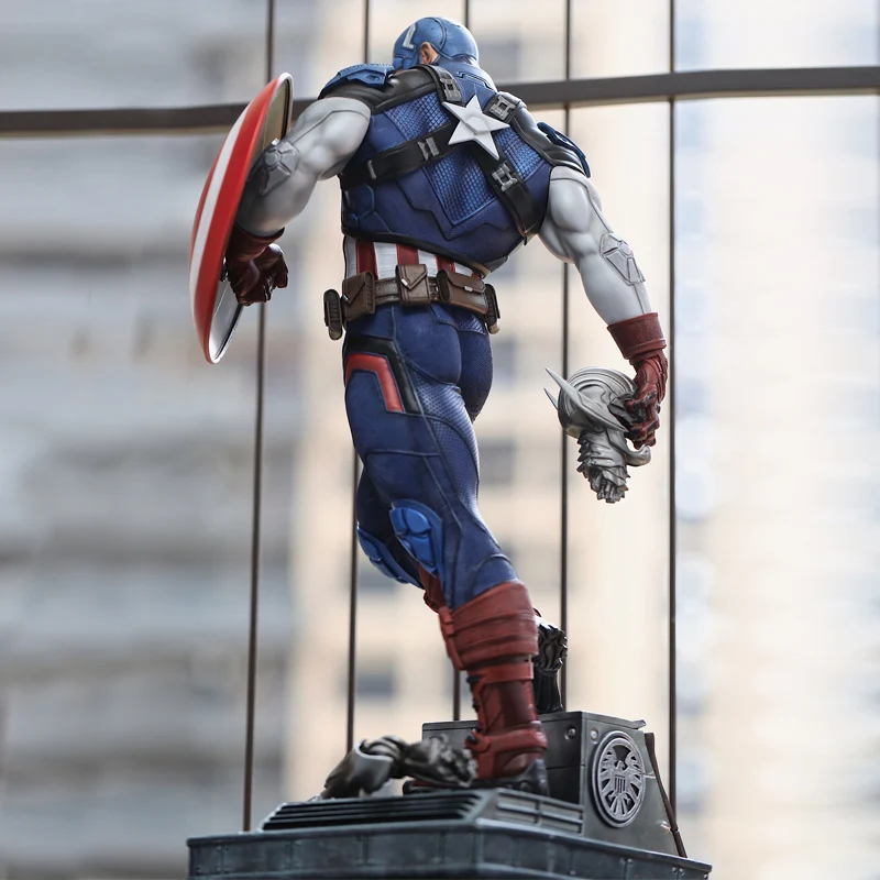 Статуя Капитана Америки 21 дюйм 53 см* 25 см* 28 см
