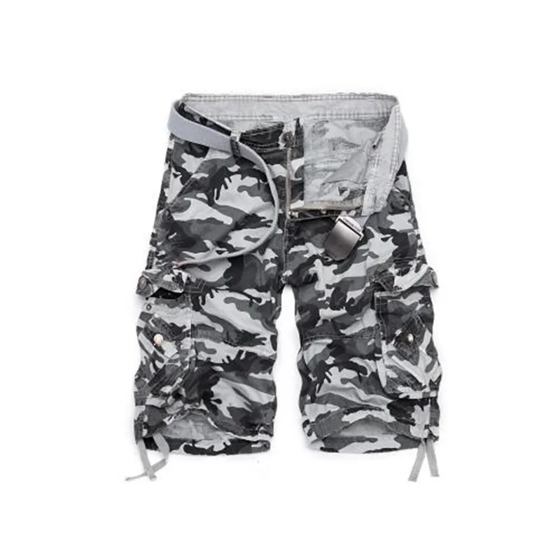 

Hot 2018 New Camouflage Loose Cargo Shorts Men Cool Summer Military Camo Short Pants Hot Sale Homme Cargo Shorts No belt 29-40