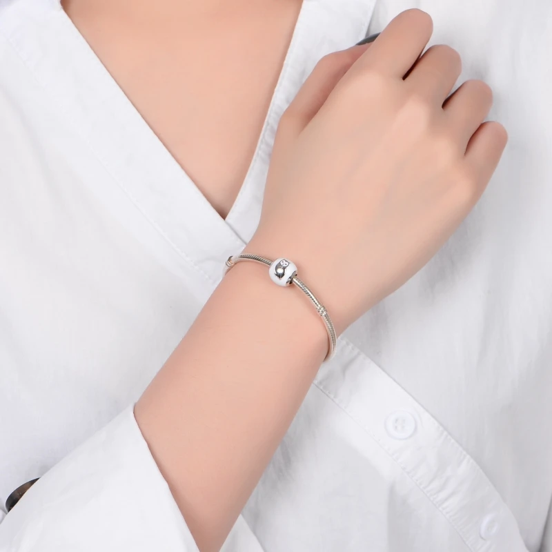 WL079c