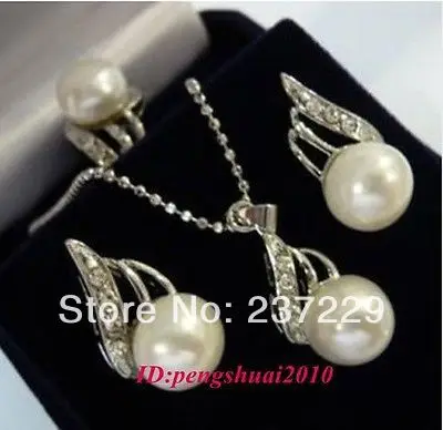 

Wholesale price FREE SHIPPING aNoble White Pearls Crystal Silver Chain Lady Pendant Necklace Ring Earrings Set