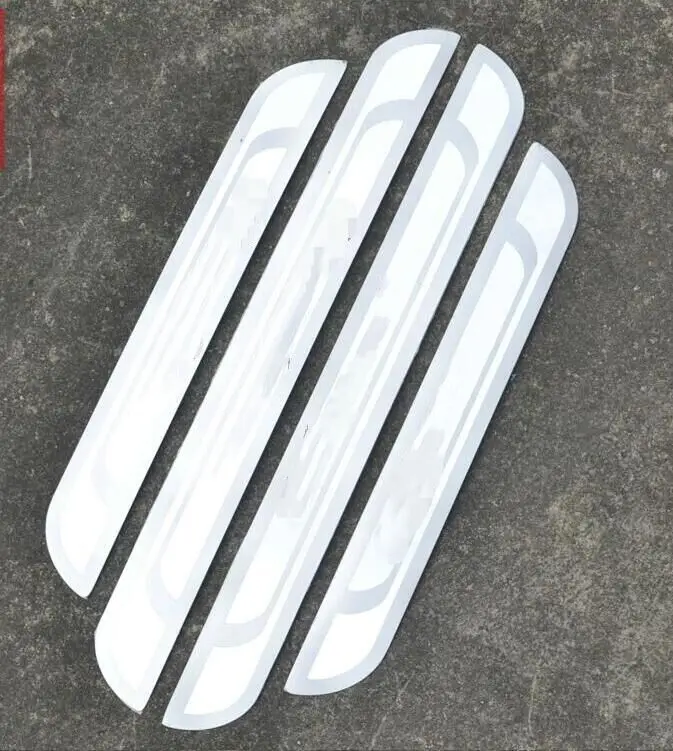 Accessoires Peugeot 3008 Protège-seuils Peugeot - 4 Pièces Acier Inoxydable - Pour 308, 208, 508, 207, 3008, 2008, 307 - Antidérapant Bandes Seuil Acier Inox