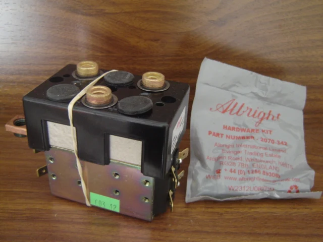 

GENUINE ALBRIGHT DC88-5 B3DC11/12 36V DC REVERSE FORWARD CONTACTOR FOR FORKLIFT STACKER PALLET GOLF CART