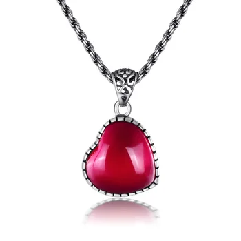 

Natural semi-precious stones retro pattern 925 Sterling Silver heart-shaped pendant red corundum red cute love girlfriend gift