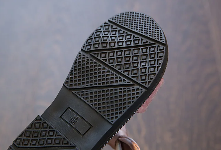 Сандалии для девочек с бабочкой новый бренд лето горячая Распродажа детские пляжные обувь детские сандалии обувь из искусственной кожи