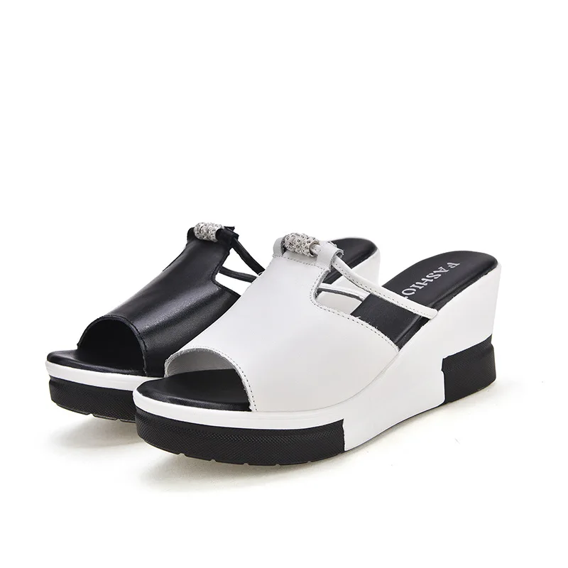 

Summer new sandals and slippers women's leather rhinestones wedges sandals sandals fashion wild thick bottom word drag women