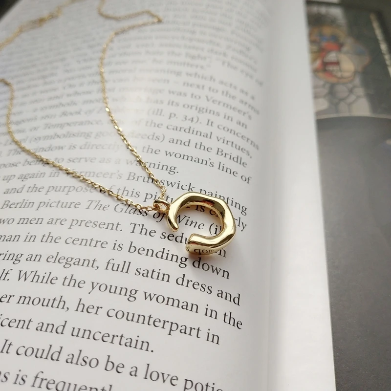 

925 Sterling Silver Geometric Necklace Women's Style Collarbone Chain Fashion Jewelry Necklace Letter C Charm Necklaces